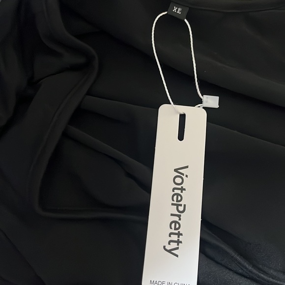 NWT Black midi dress | XL | votepretty - Picture 3 of 3